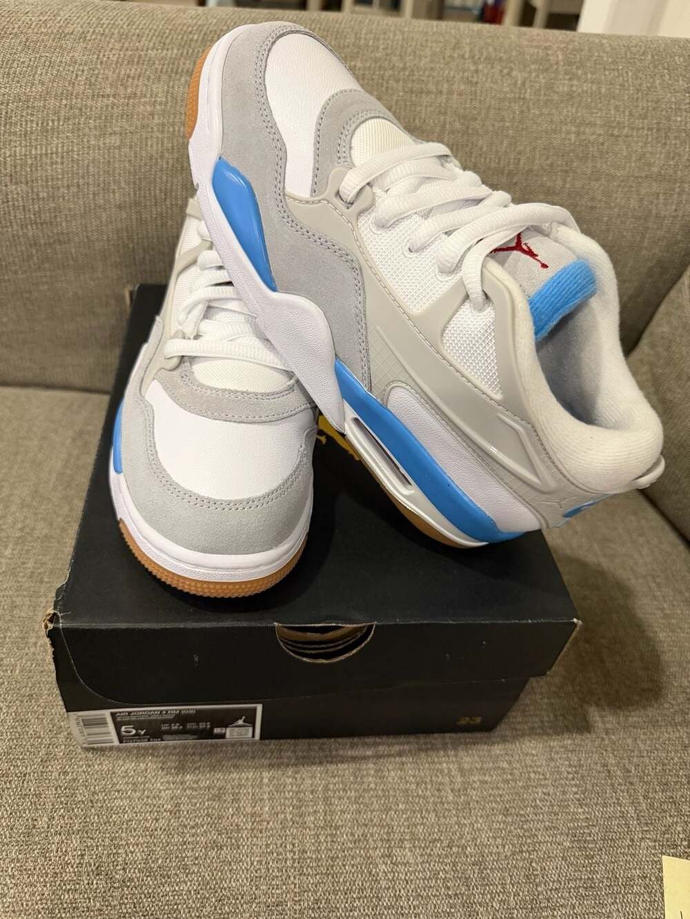 Air Jordan 4 RM GS Legend Blue White Neutral Grey Size 5Y